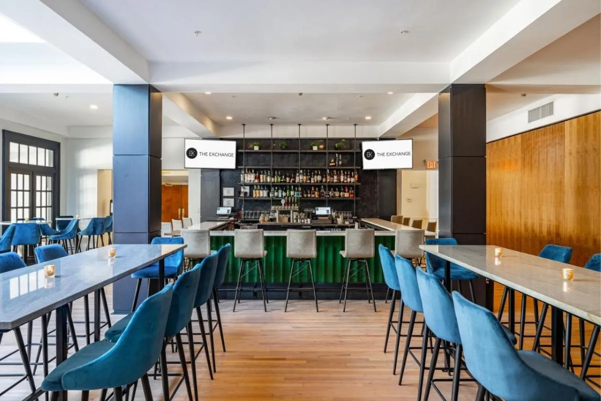 exchange hotel bar and lobby