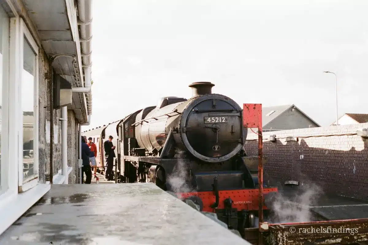 the harry potter steam train at the Mallaig station