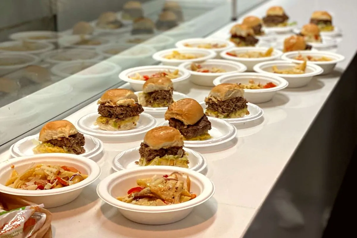 pasta and burgers at brody caf msu