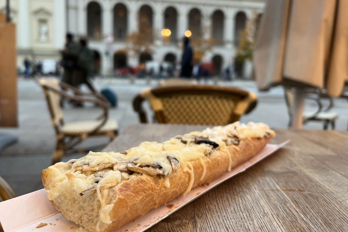 Zapiekanka polish street food