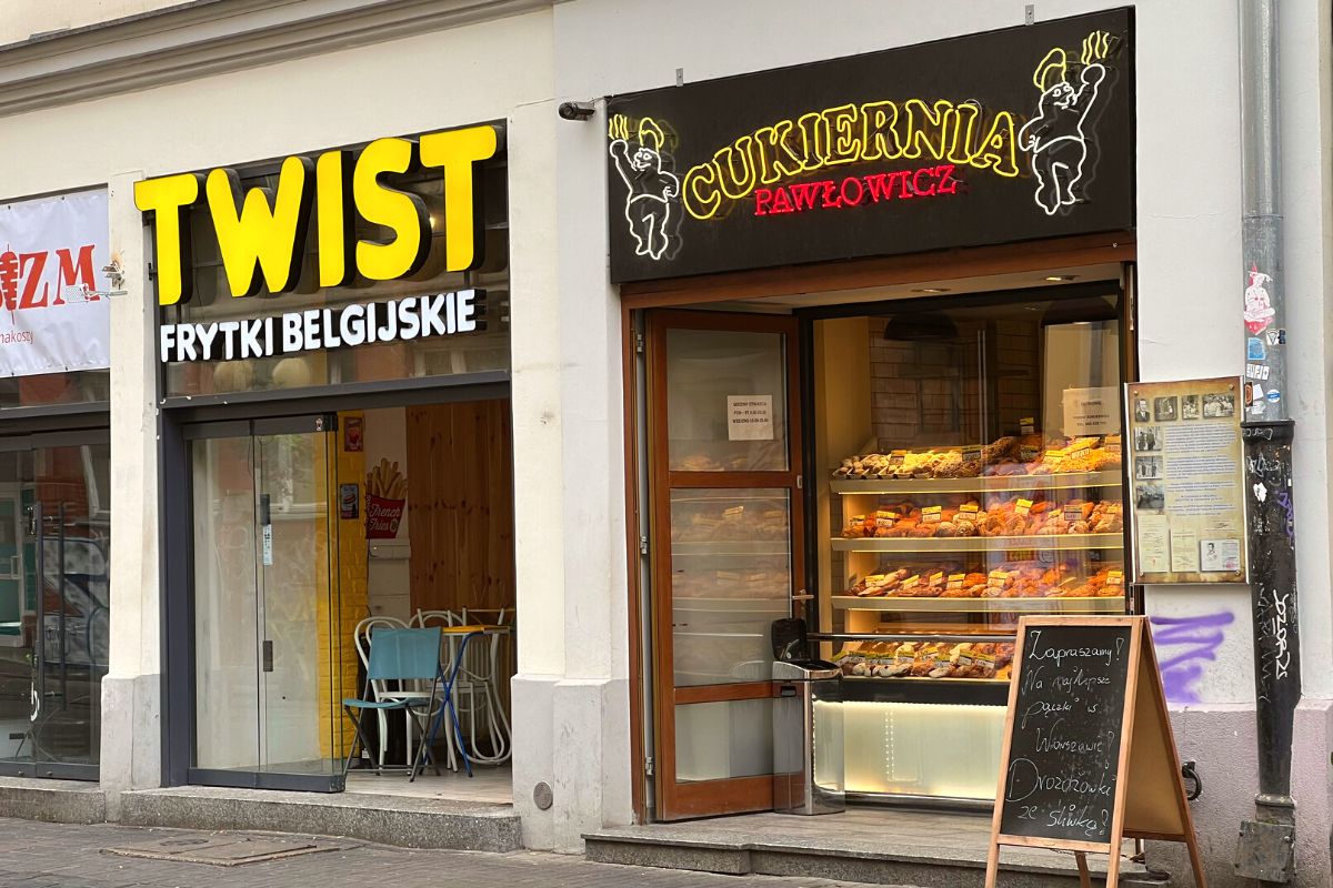 cukiernia pawlowicz storefront