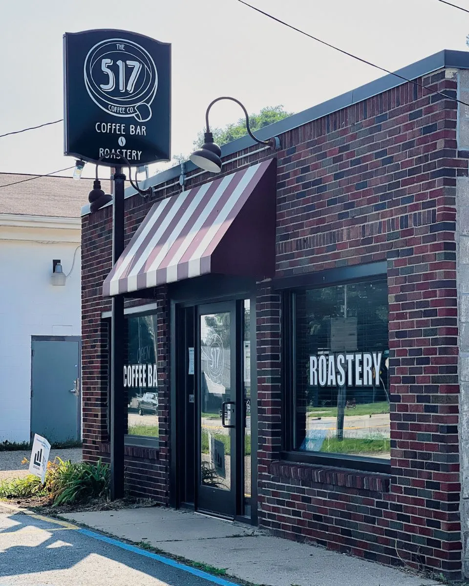 517 coffee shop exterior lansing mi
